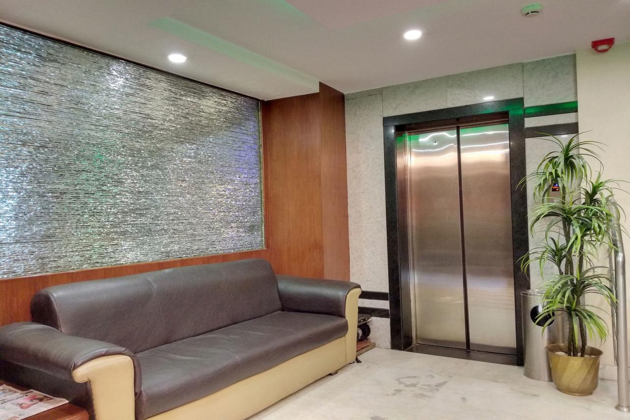 Oyo 6110 Thalassa Suites 班加罗尔 外观 照片