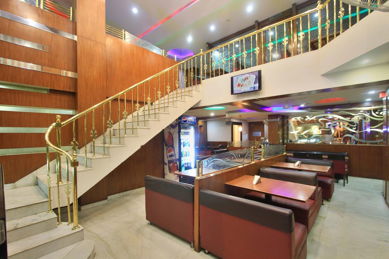 Oyo 6110 Thalassa Suites 班加罗尔 外观 照片