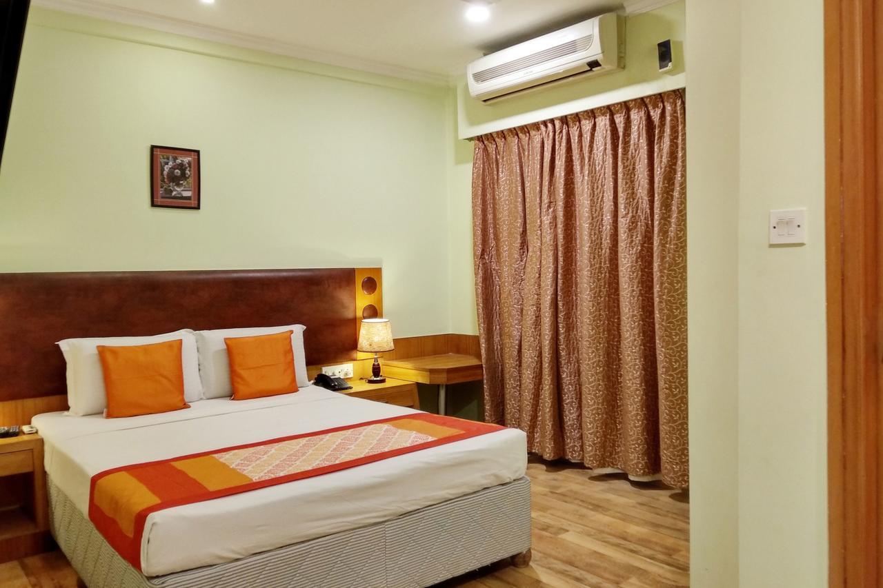 Oyo 6110 Thalassa Suites 班加罗尔 外观 照片