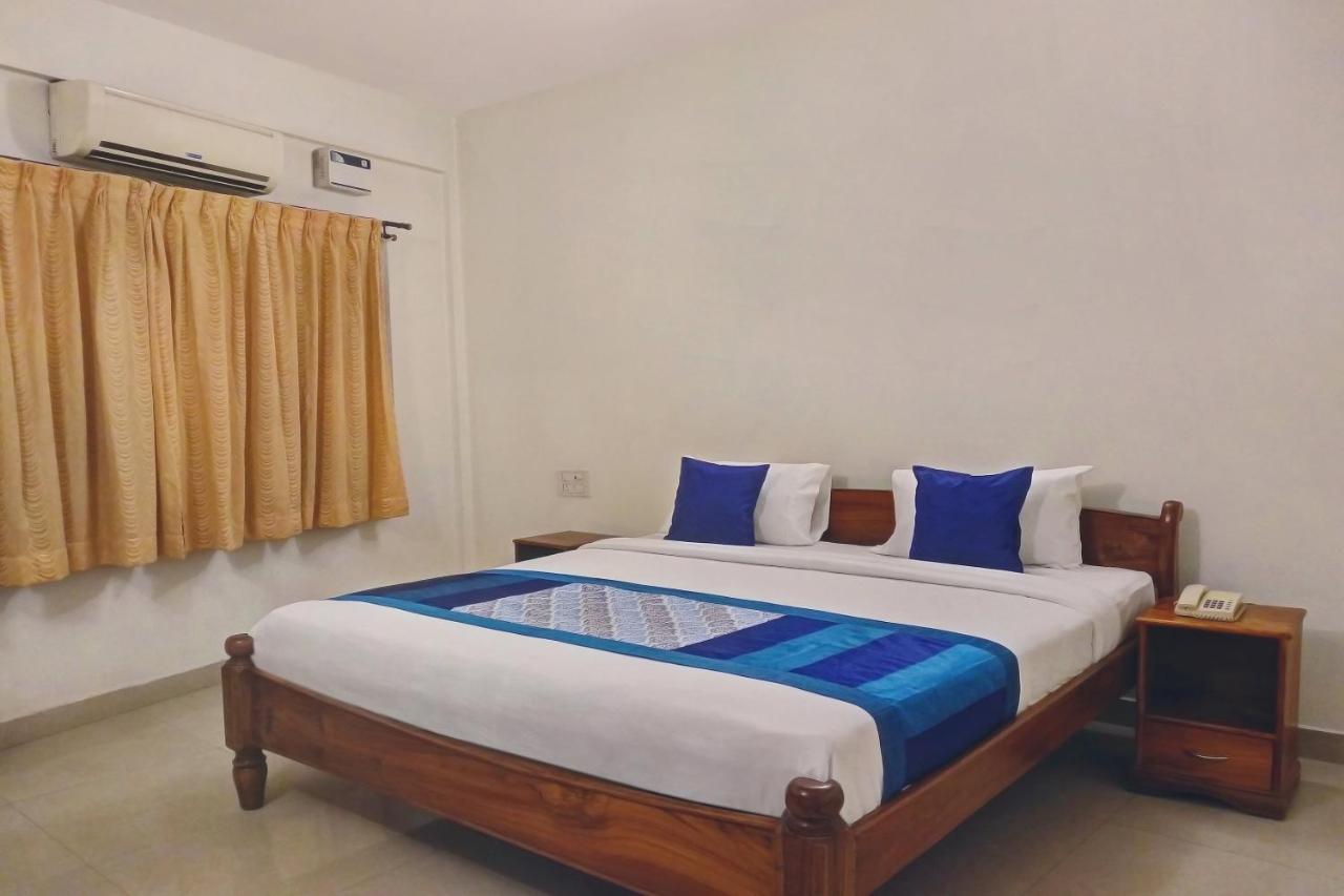Oyo 6110 Thalassa Suites 班加罗尔 外观 照片